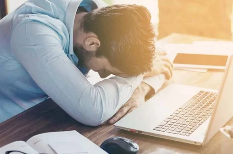 Çalışanların ruh sağlığı alarm veriyor: Her 100 kişiden 20’si depresyona aday