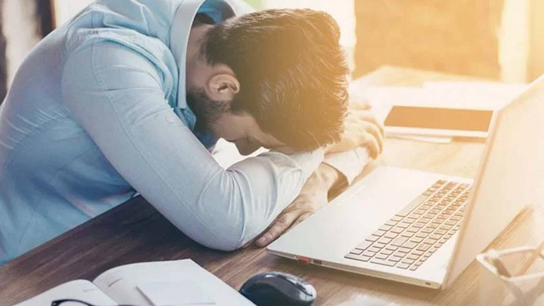 Çalışanların ruh sağlığı alarm veriyor: Her 100 kişiden 20’si depresyona aday