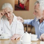 Demans ve Alzheimer Arasındaki Farklar: Aile Rehberi
