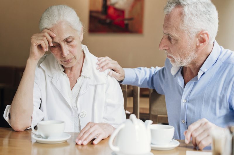 Demans ve Alzheimer Arasındaki Farklar: Aile Rehberi